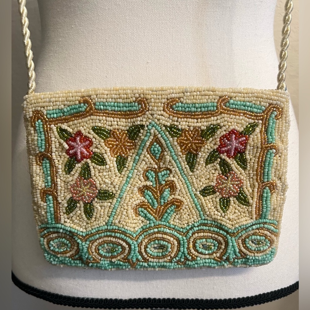 Vintage CHRISTIANA Clutch Glass Bead Beaded Purse ecru twisted shoulder strap